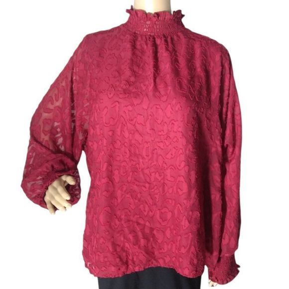 VINCE CAMUTO ANIMAL PRINT SMOCKED NECK TOP RED XL - Picture 4 of 7